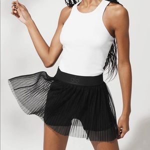 NWT ALO yoga black mesh flirty tennis skirt in size S